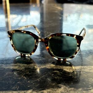 Warby Parker “Laurel” Tortoiseshell Round Sunglasses